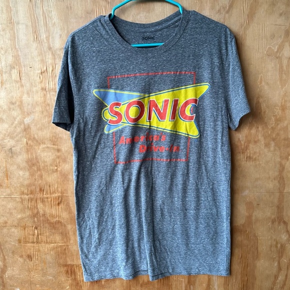 Sonic Americas Drive Thru Fast Food Heather Gray Crew Neck Short Sleeve Tee - Picture 2 of 7